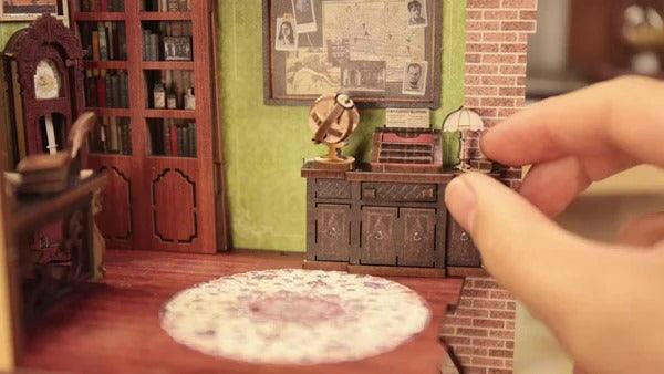 Sherlock Holmes Detective - Book Nook - woodbli