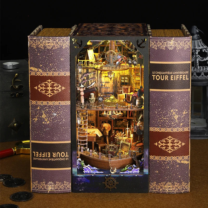 Magic Pirates of the Caribbean Ship - Book Nook Kit