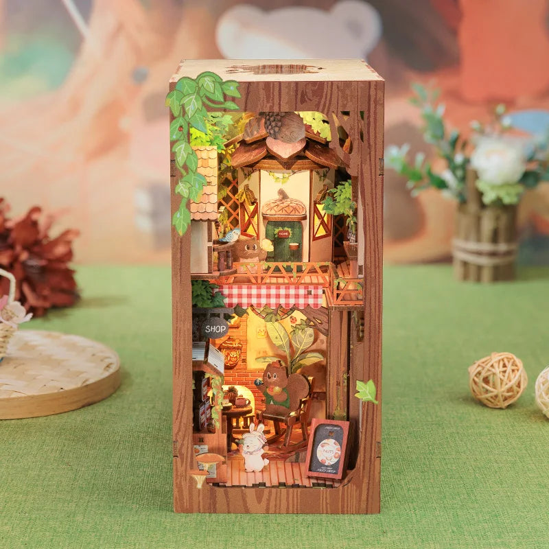 Squirrel Collector - Book Nook Kit